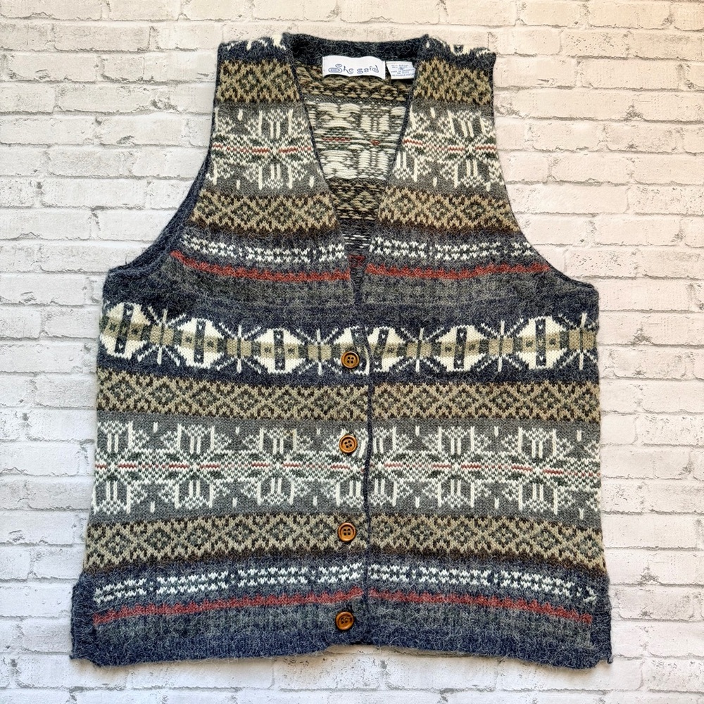 Vintage 90s Knit Sweater Vest with Geometric Patterns
